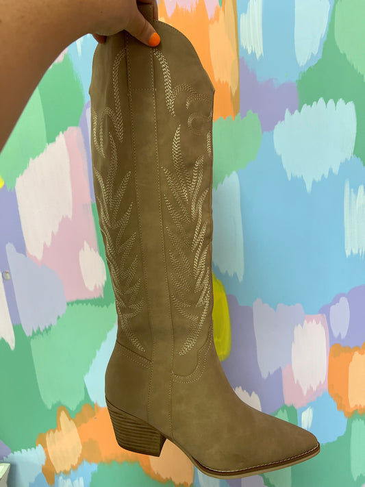 Cedarwood Boots